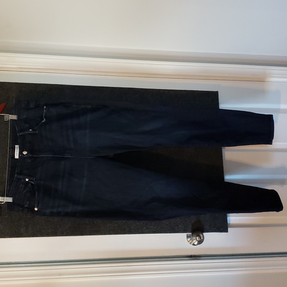 Good American Good Legs Jeans Size 16